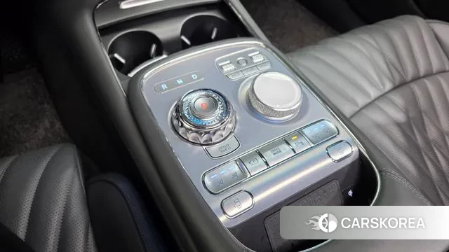 Genesis G90 (RS4) id 3712442 из Кореи 19