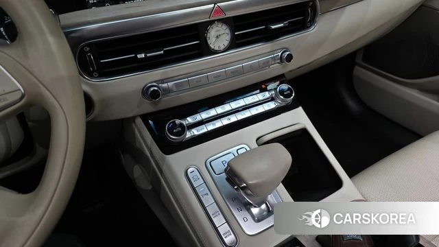 Genesis G90 id 4586786 из Кореи 37