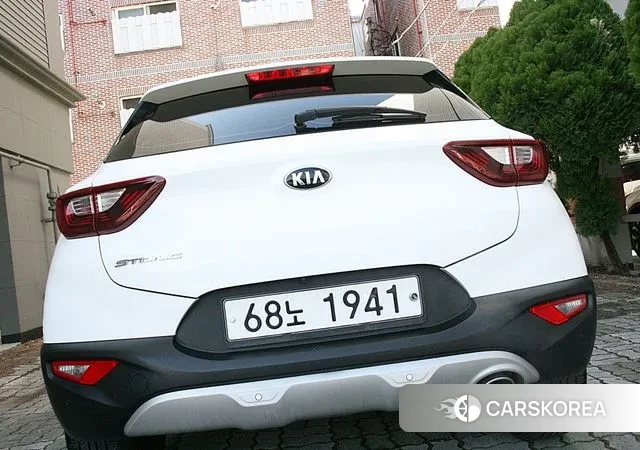 Kia Stonic id 3748473 из Кореи 19