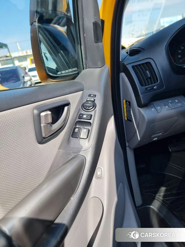 Hyundai The New Grand Starex id 3807873 из Кореи 19