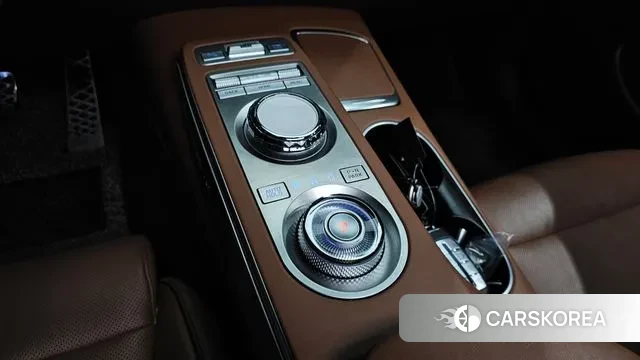 Genesis GV70 id 3760017 из Кореи 19