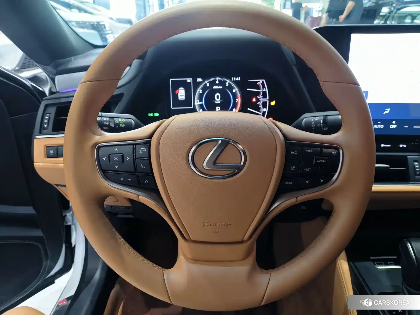 Lexus ES id 4629510 из Китая 13