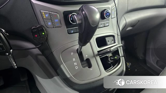 Hyundai The New Grand Starex id 4246310 из Кореи 30