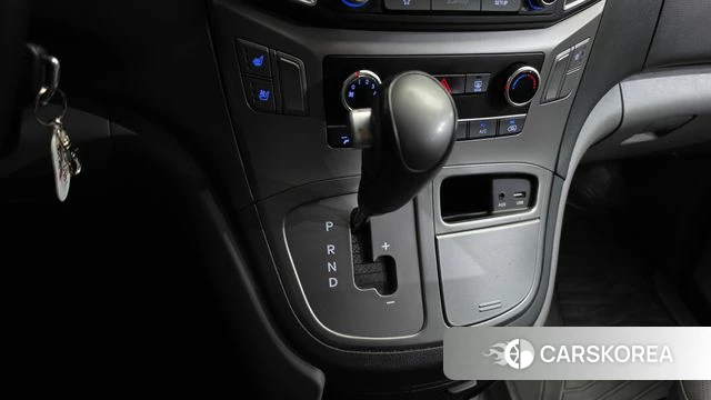 Hyundai The New Grand Starex id 4339455 из Кореи 19