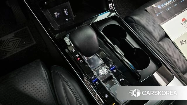 Kia K7 Premier Hybrid id 3885536 из Кореи 19