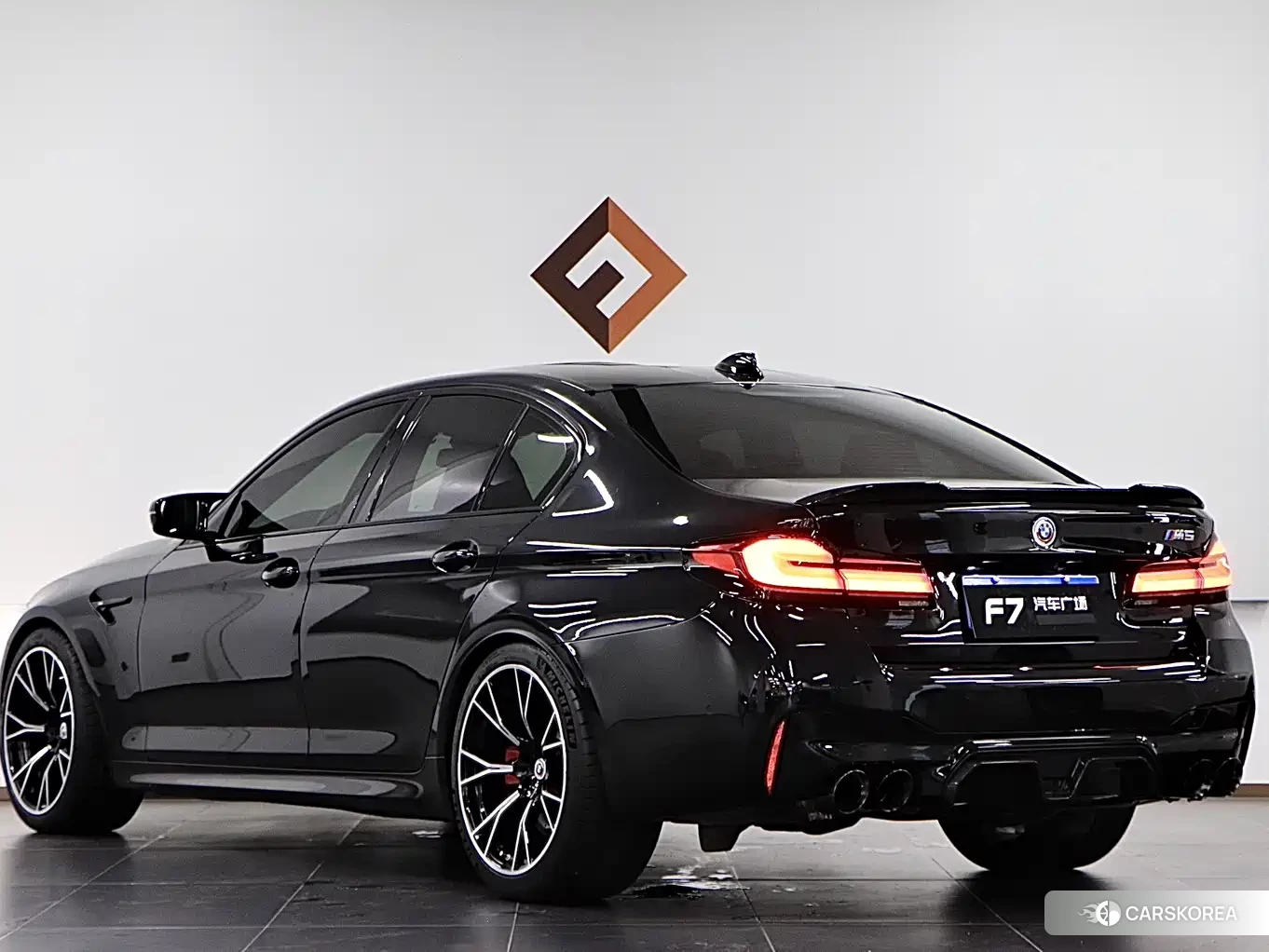 BMW M5 id 4559623 из Китая 21