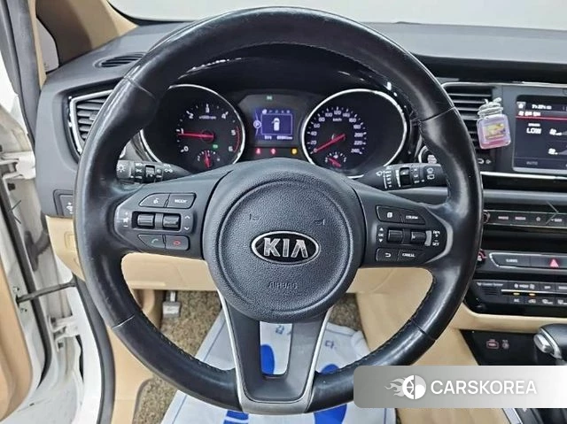 Kia All New Carnival id 4643111 из Кореи 19