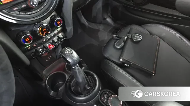 Mini Cooper id 3631977 из Кореи 19