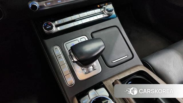 Genesis G90 id 3794937 из Кореи 19
