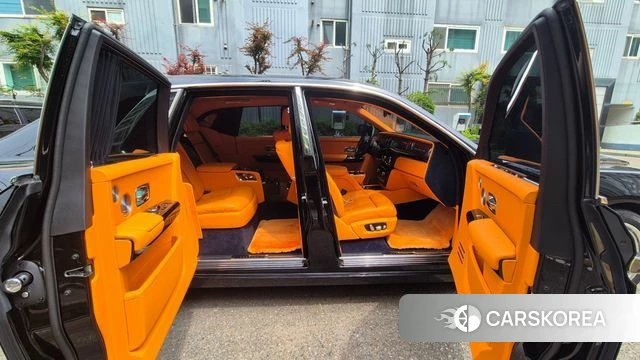 Rolls-Royce Phantom id 4375671 из Кореи 19