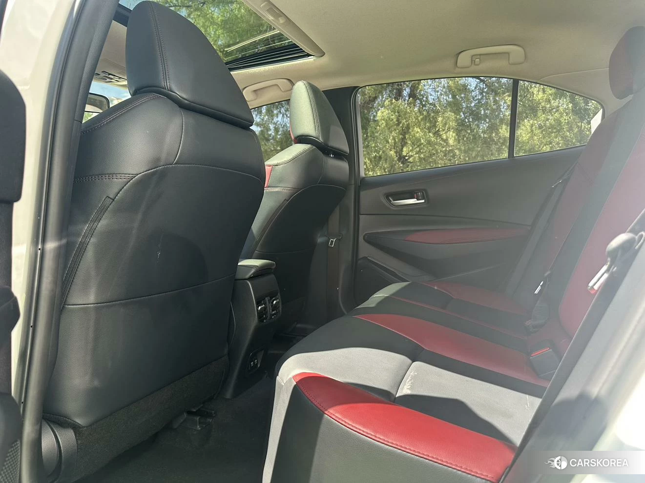 Toyota Corolla id 4461300 из Китая 9