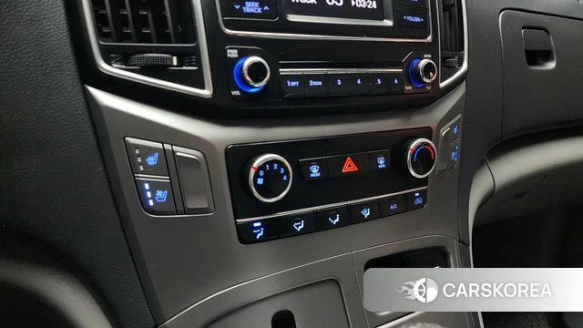 Hyundai The New Grand Starex id 3866483 из Кореи 19