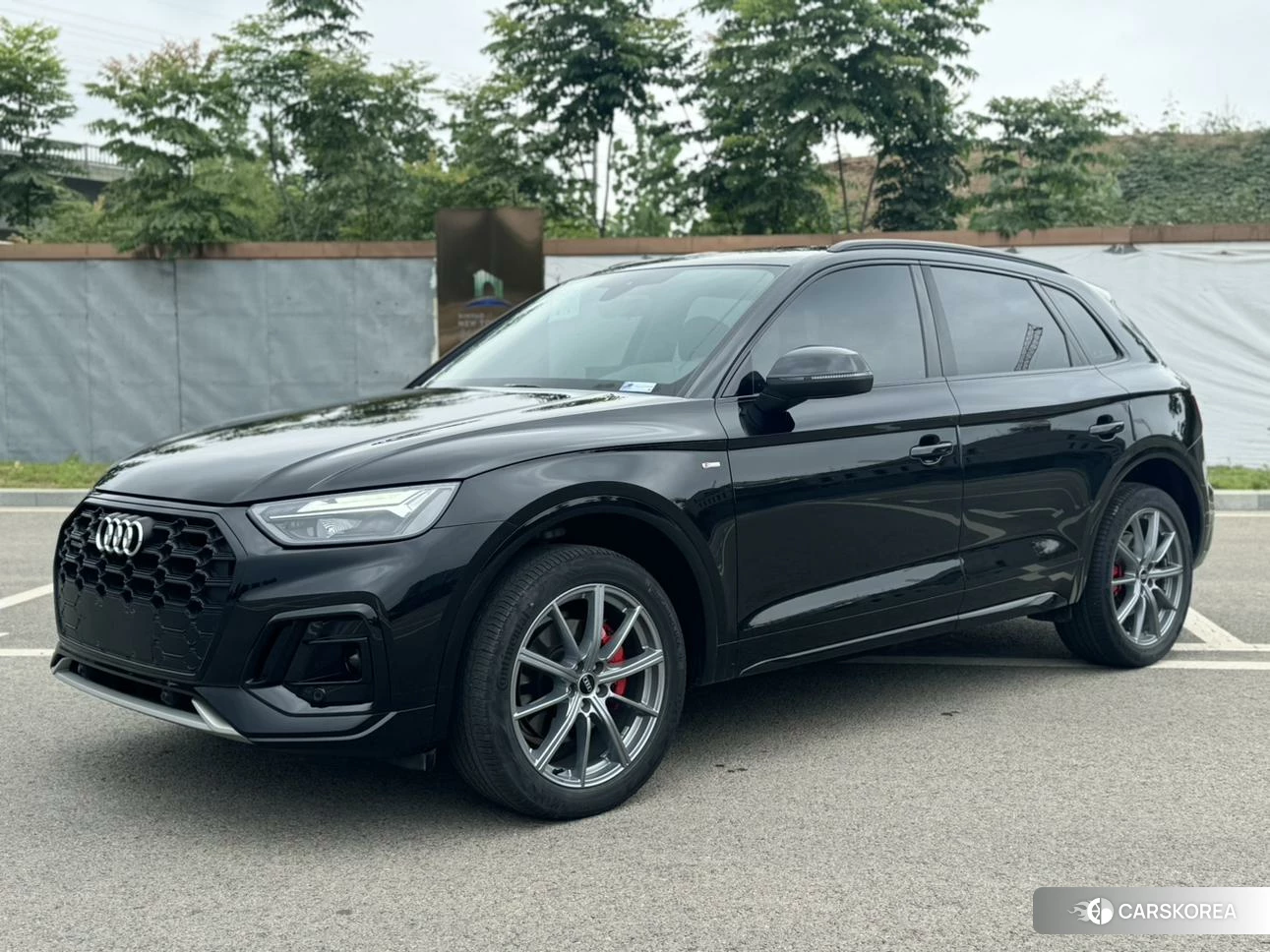 Audi Q5L id 4455741 из Китая 9