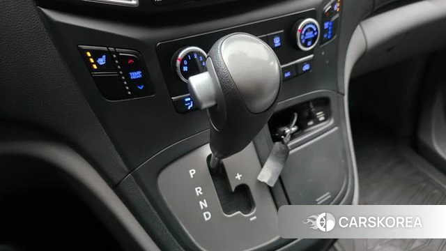 Hyundai The New Grand Starex id 3867592 из Кореи 19