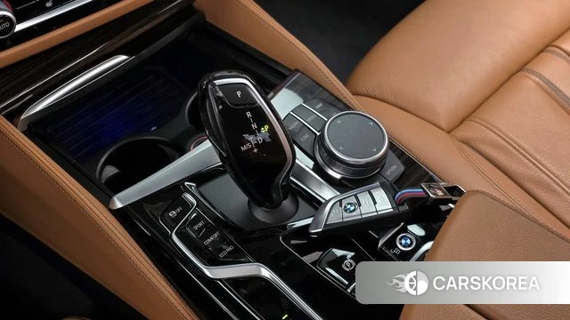 BMW 5 Series (G30) id 3865715 из Кореи 19