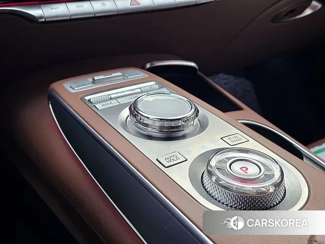 Genesis GV70 id 3690989 из Кореи 19