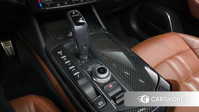 Maserati Levante id 4464632 из Кореи 19