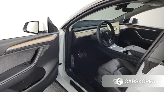 Tesla Model Y id 3487092 из Кореи 19