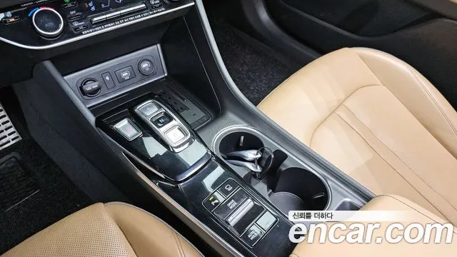 Hyundai Sonata (DN8) id 2648444 из Кореи 19