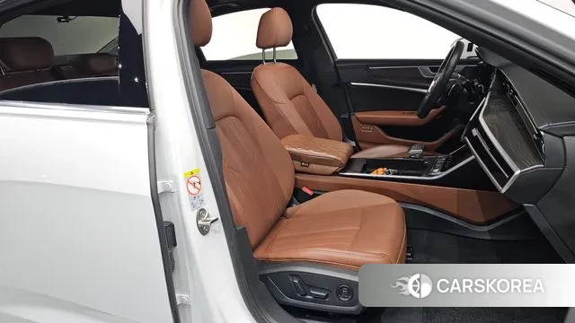 Audi A6 (C8) id 3534748 из Кореи 19