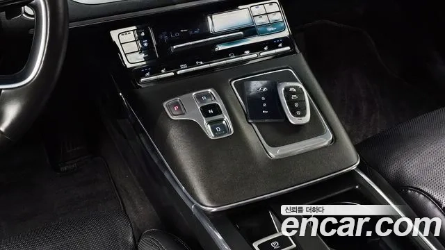 Hyundai The New Grandeur IG Hybrid id 2859772 из Кореи 19