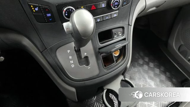 Hyundai The New Grand Starex id 3807945 из Кореи 19