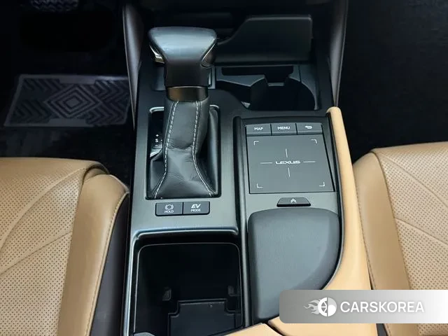 Lexus ES300h 7th generation id 3028021 из Кореи 19