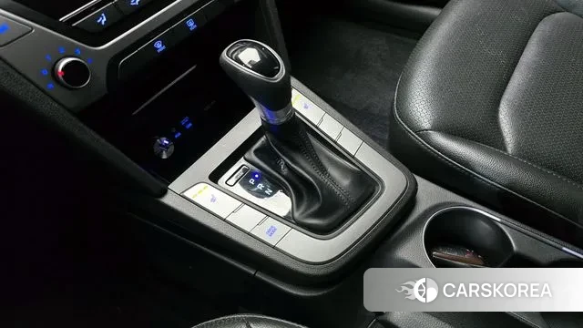 Hyundai Avante AD id 3510096 из Кореи 19