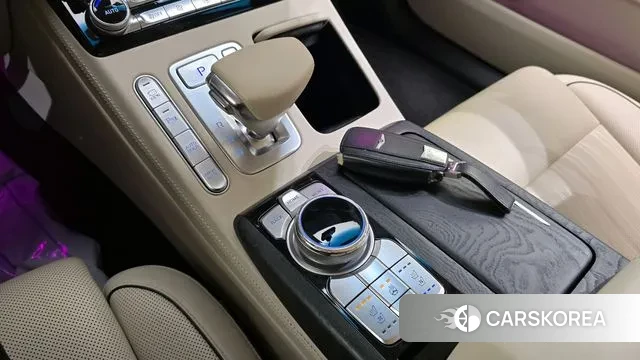 Genesis G90 id 3129225 из Кореи 19