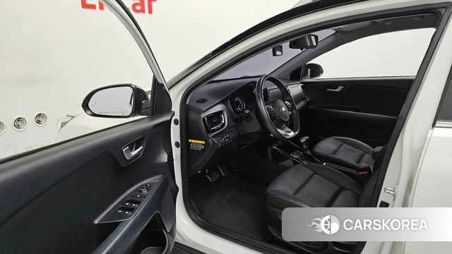 Kia Stonic id 3873545 из Кореи 19