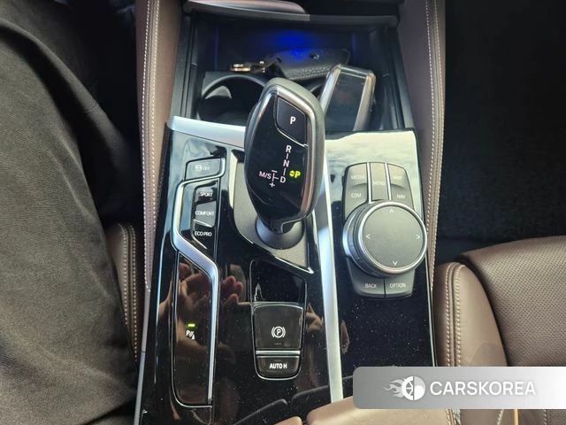 BMW 5 Series (G30) id 4893780 из Кореи 12