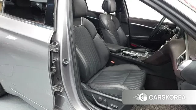 Genesis G70 id 3336094 из Кореи 19