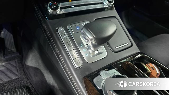 Genesis G90 id 3801464 из Кореи 19