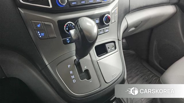 Hyundai The New Grand Starex id 4423878 из Кореи 31