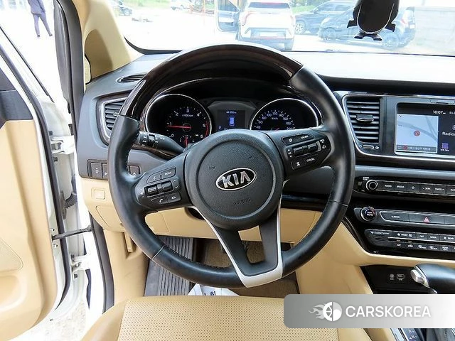 Kia The New Carnival id 4378064 из Кореи 19