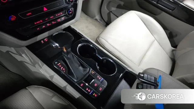 Kia The New Carnival id 3302158 из Кореи 19