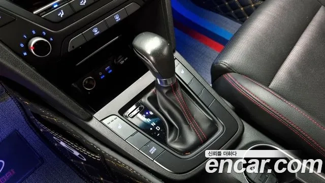 Hyundai Avante AD id 2917995 из Кореи 19