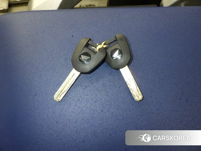 Honda TRANSALP XL750 id 3949951 из Японии 33