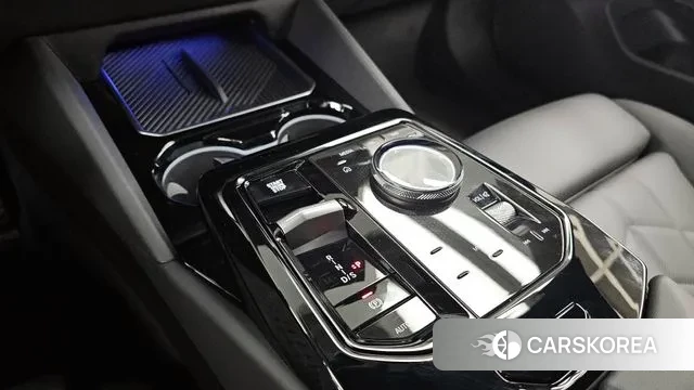 BMW 5 Series (G60) id 3405160 из Кореи 19