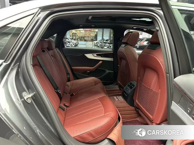 Audi A4L id 4321398 из Китая 15