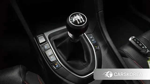 Hyundai Veloster (JS) id 3552962 из Кореи 19