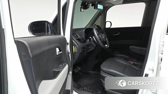 Kia The New Kia Ray EV id 4590679 из Кореи 30