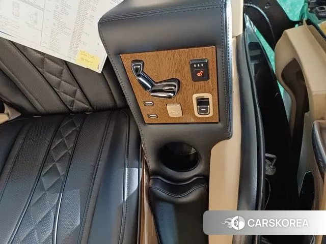 Kia The New Carnival id 3622565 из Кореи 18