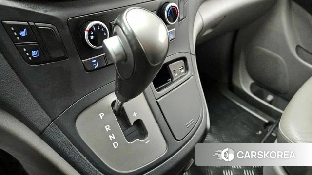 Hyundai The New Grand Starex id 4351329 из Кореи 29