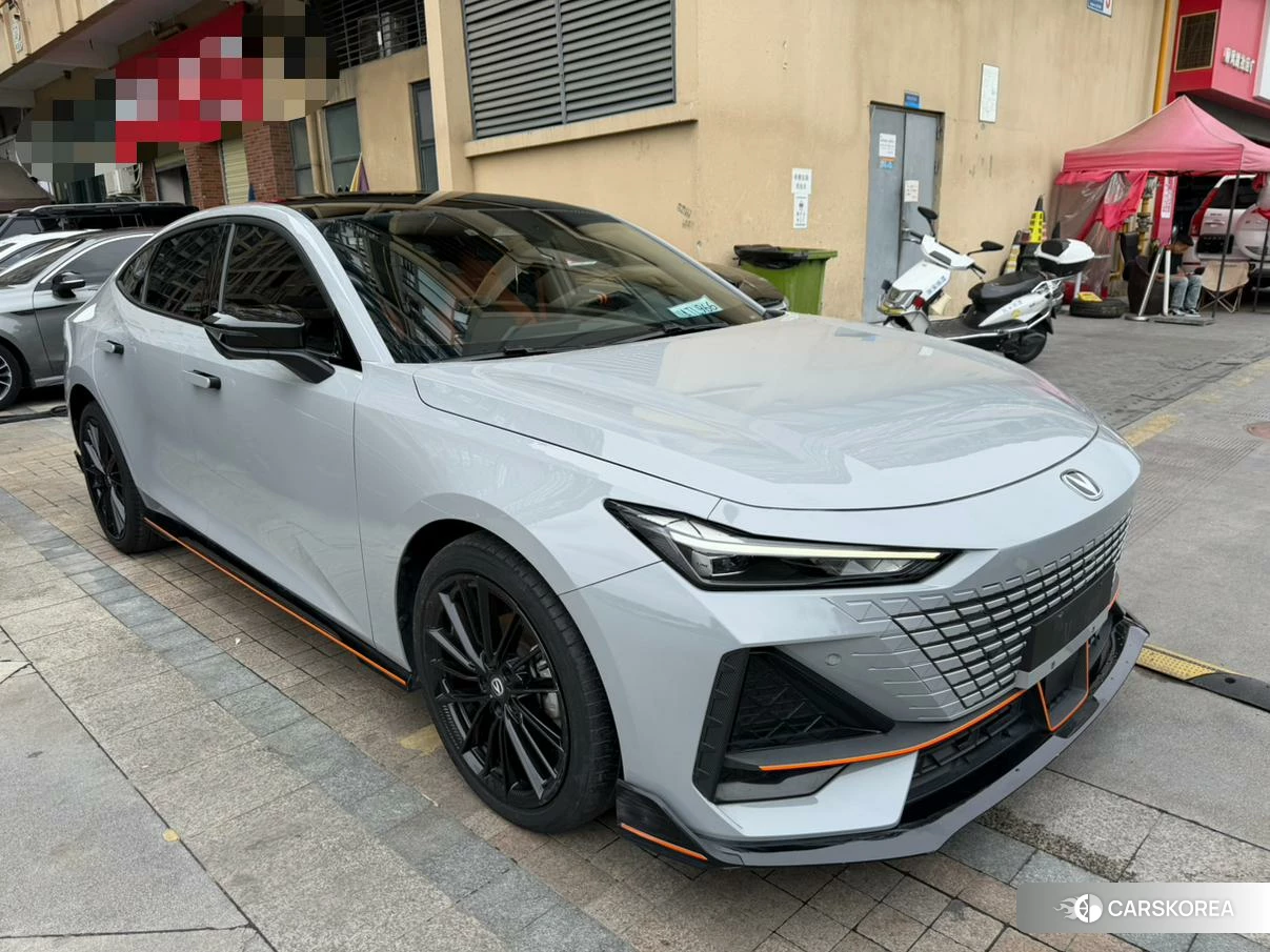 Chang'an UNI-V id 4515170 из Китая 12