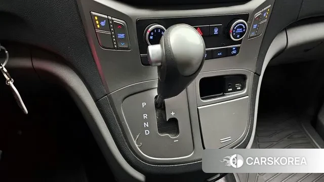 Hyundai The New Grand Starex id 3395847 из Кореи 19