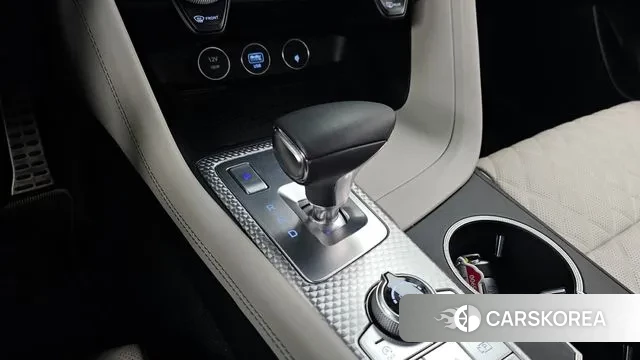 Genesis The New G70 id 3680159 из Кореи 19