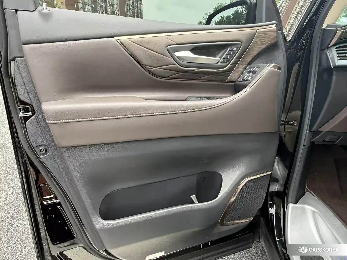 Toyota Vellfire id 4659738 из Китая 24