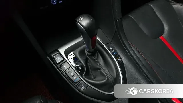 Hyundai Veloster (JS) id 3308197 из Кореи 19