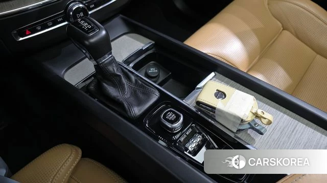 Volvo XC60 second Generation id 4188532 из Кореи 34